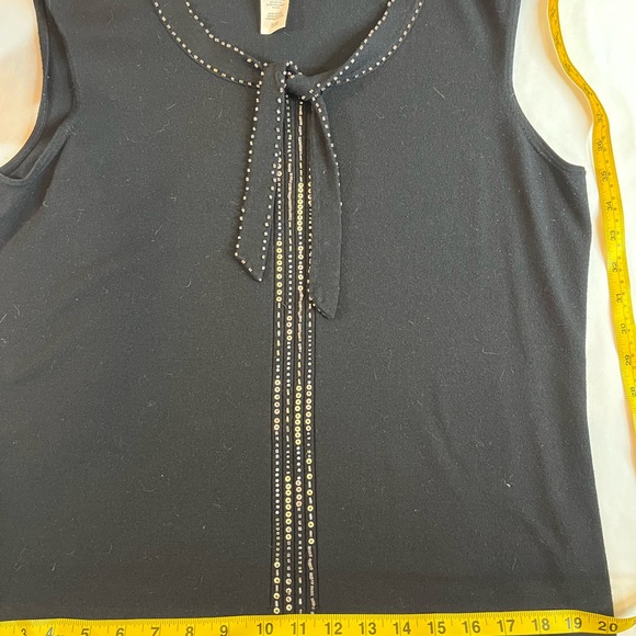 Jones New York  - Plunging V-Neck Sleeveless Blouse. - Picture 7 of 9